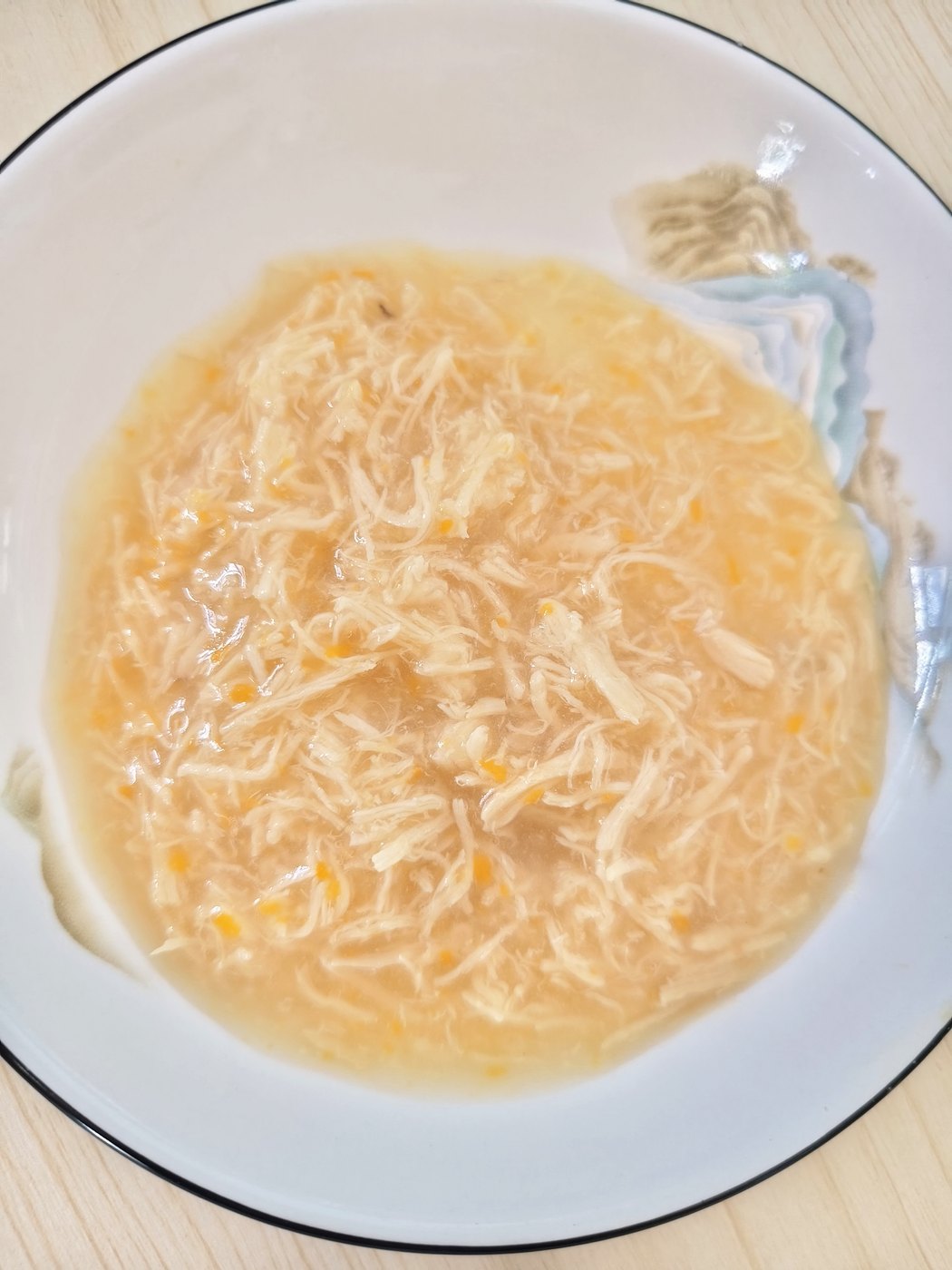 Shredded chicken soup pouch