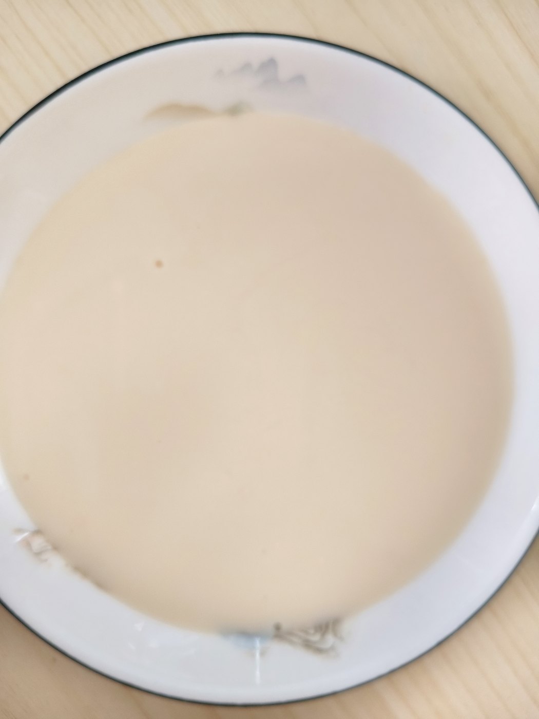 Canned milkshake-style mousse