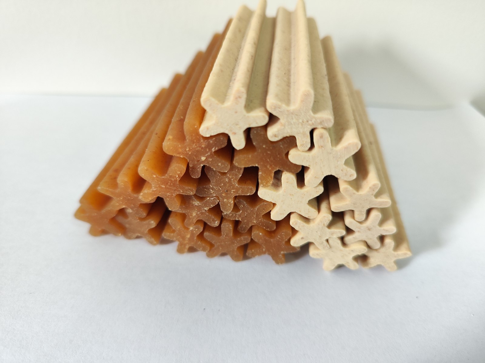 Five-point star-shaped chew stick